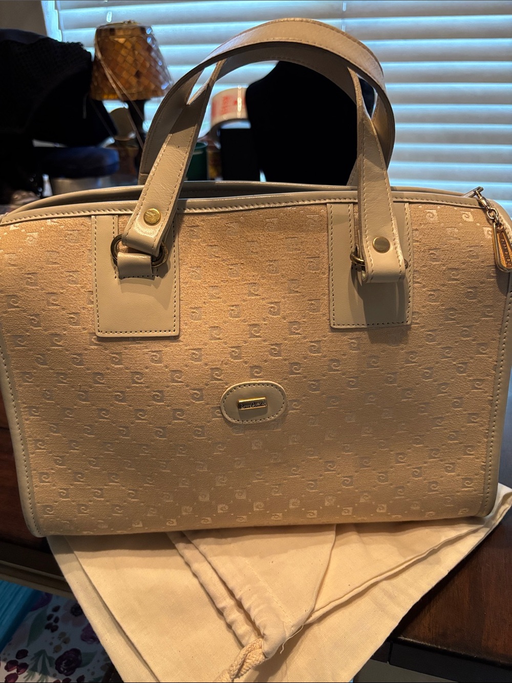 Beautiful Vintage Pierre Cardin Bag